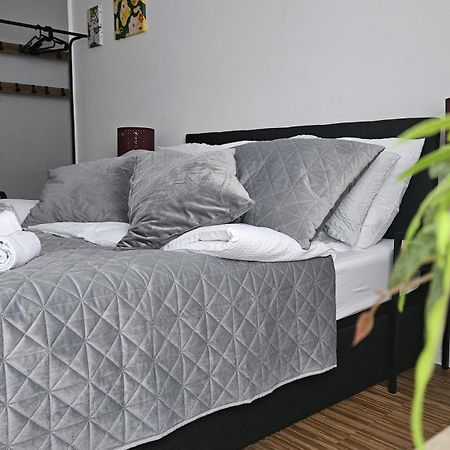 80 M2 Moderne Und Zentrale Wohnung In Hannover Mit Eigenem Parkplatz ภายนอก รูปภาพ