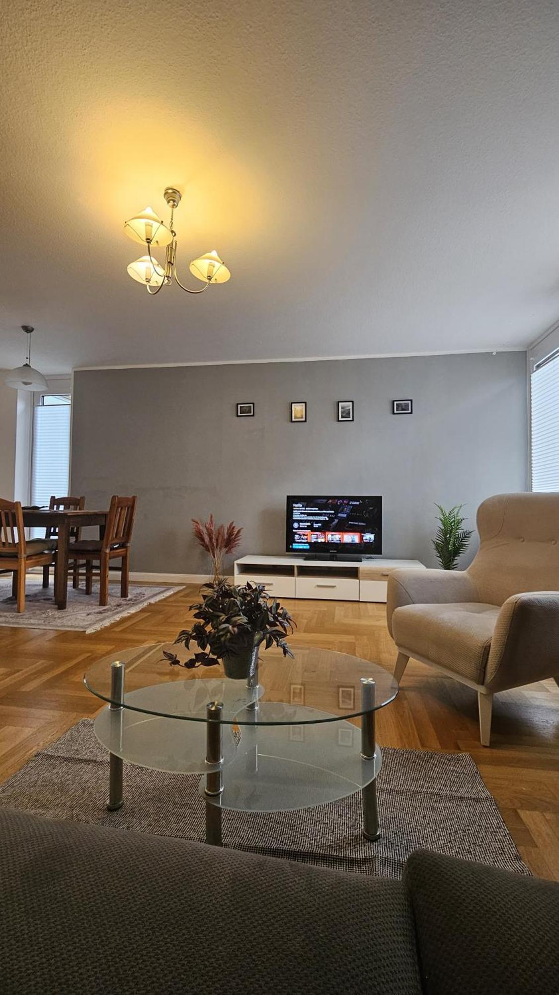 80 M2 Moderne Und Zentrale Wohnung In Hannover Mit Eigenem Parkplatz ภายนอก รูปภาพ